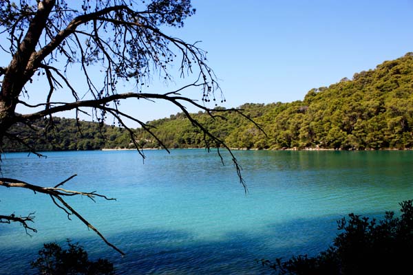 Lake in Croatia - Backpacking Europe