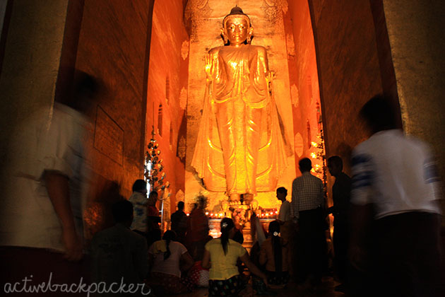 Big Golden Buddha Bagan